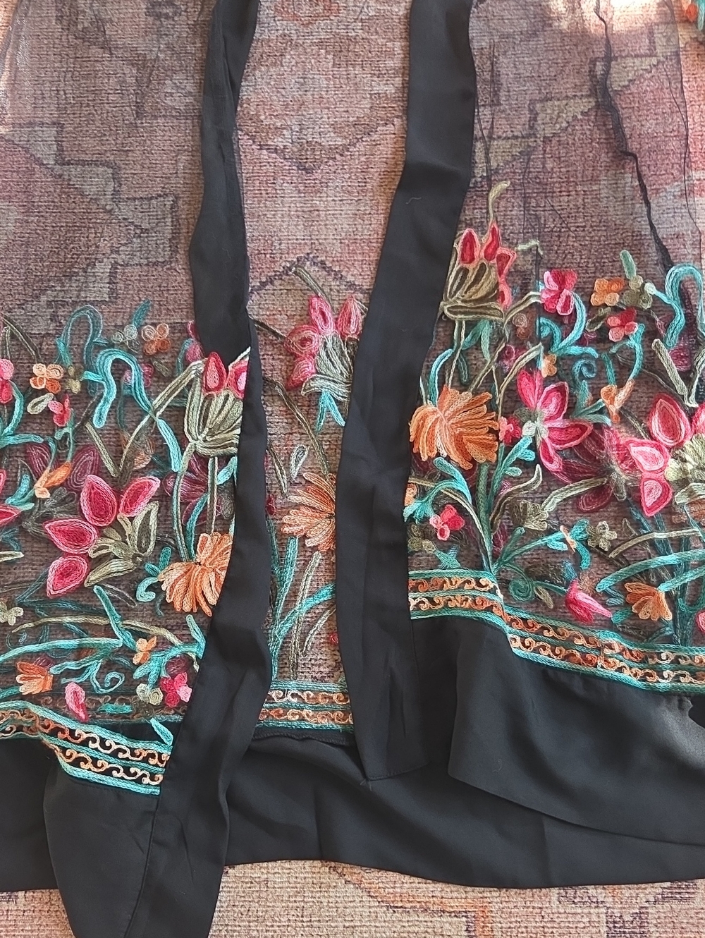Embroidered Sheer Black Floral Duster - Picture 4 of 7